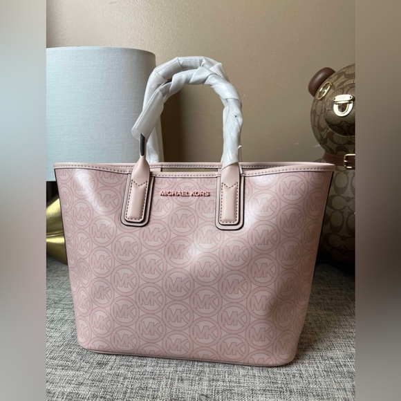 $99(NWT)Michael Kors Jodie Small Tote Bag In Signature Mk print - Picture 8 of 17